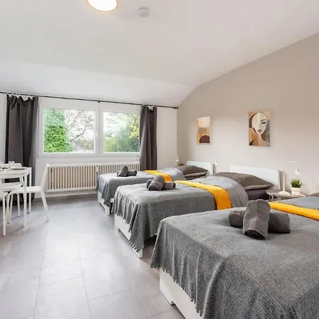 Spacious In For 7 People! *