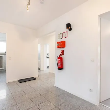 Daire Spacious In For 7 People! Baesweiler